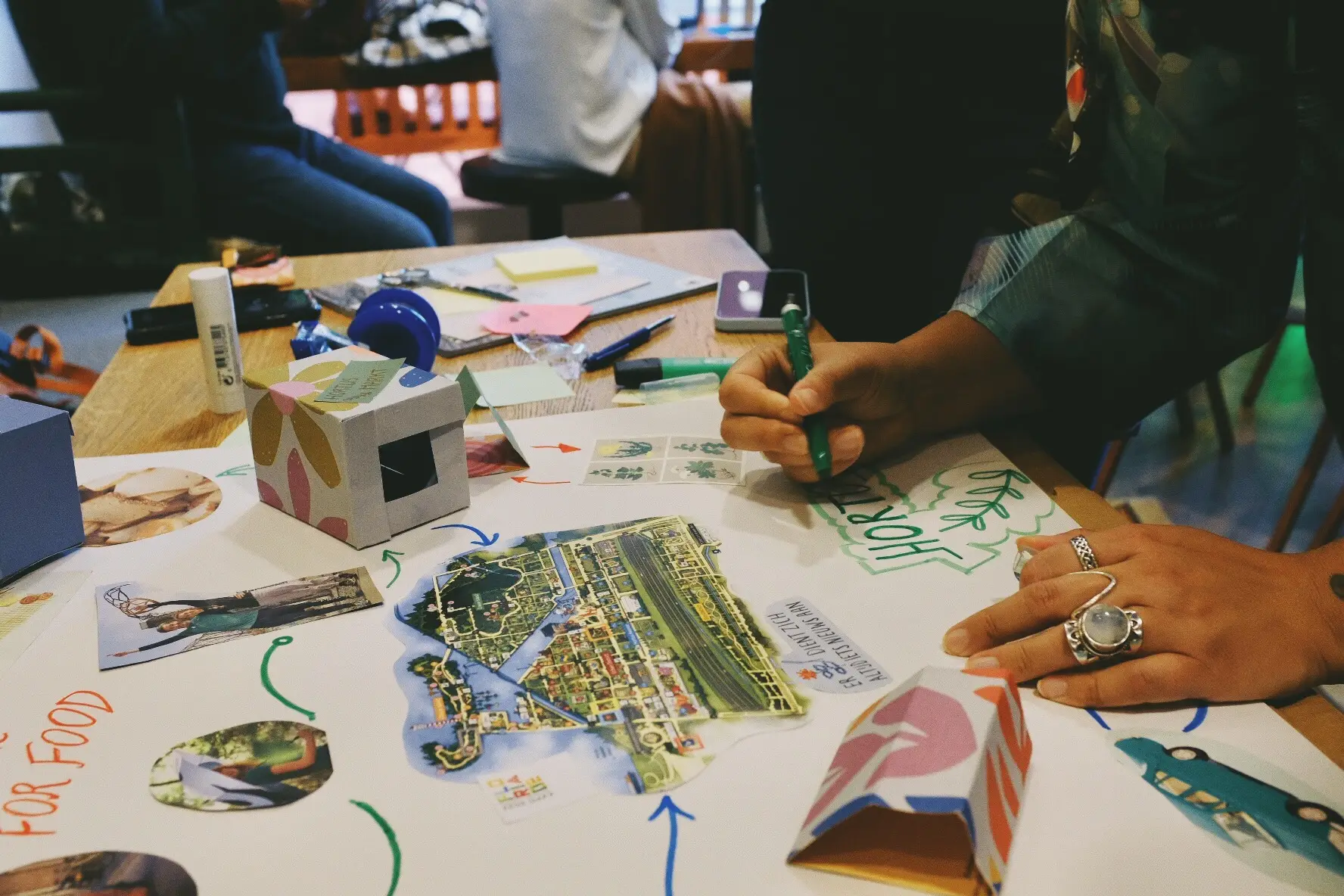 Aula di un laboratorio di formazione in Educazione alla Cittadinanza Globale di PignaMentis